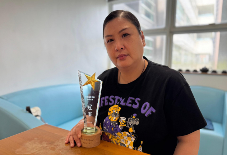 鳳雲在康恩園才藝表演比賽獲得金獎