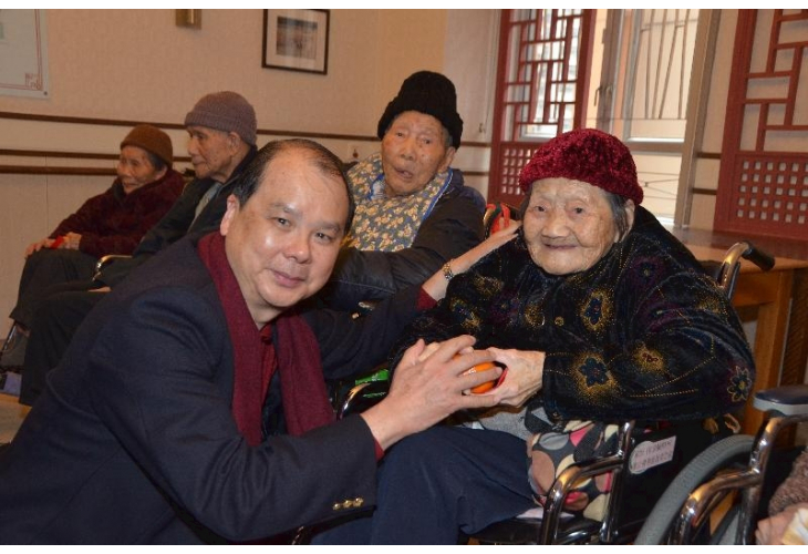 mr cheung with an elderly aged 103